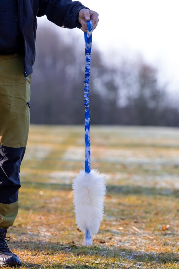 sheepskin chaser tug on bungee